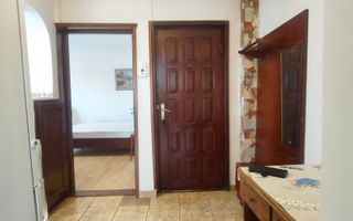 APARTAMENT 2 CAMERE DECOMANDAT PODU DE FIER UMF - Poză 3