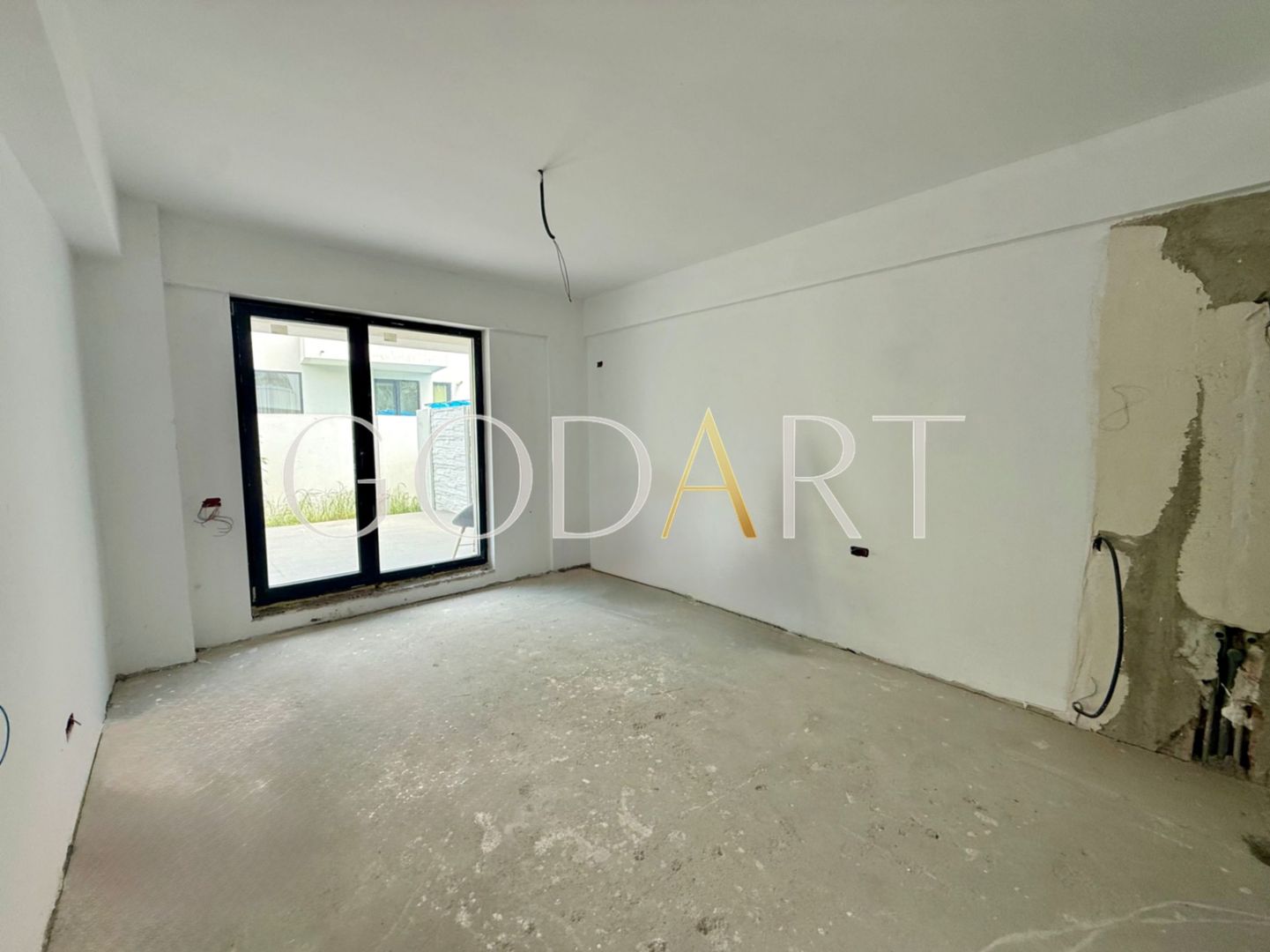 Apartament 3 camere | Curte | Singur pe etaj - Poză 2