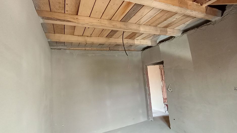 Sanandrei Duplex cu 4 Camere, Drum Asfaltat, Toate Utilitatiile - Poză 6