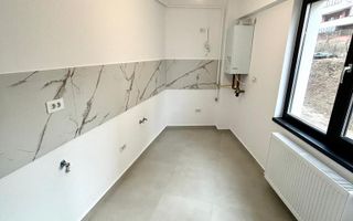 Apartament 3 camere de vanzare Pacurari - Poză 3