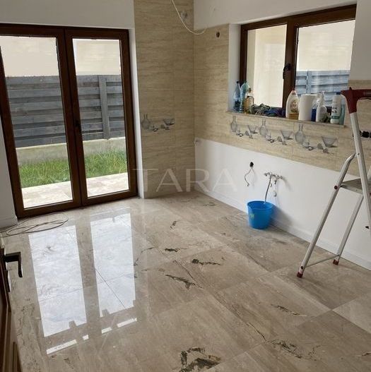 Casa cu 4 camere de vanzare in Apahida - Poză 7