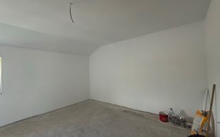 Garsoniera de vânzare - Preț imbatabil - Poză 5