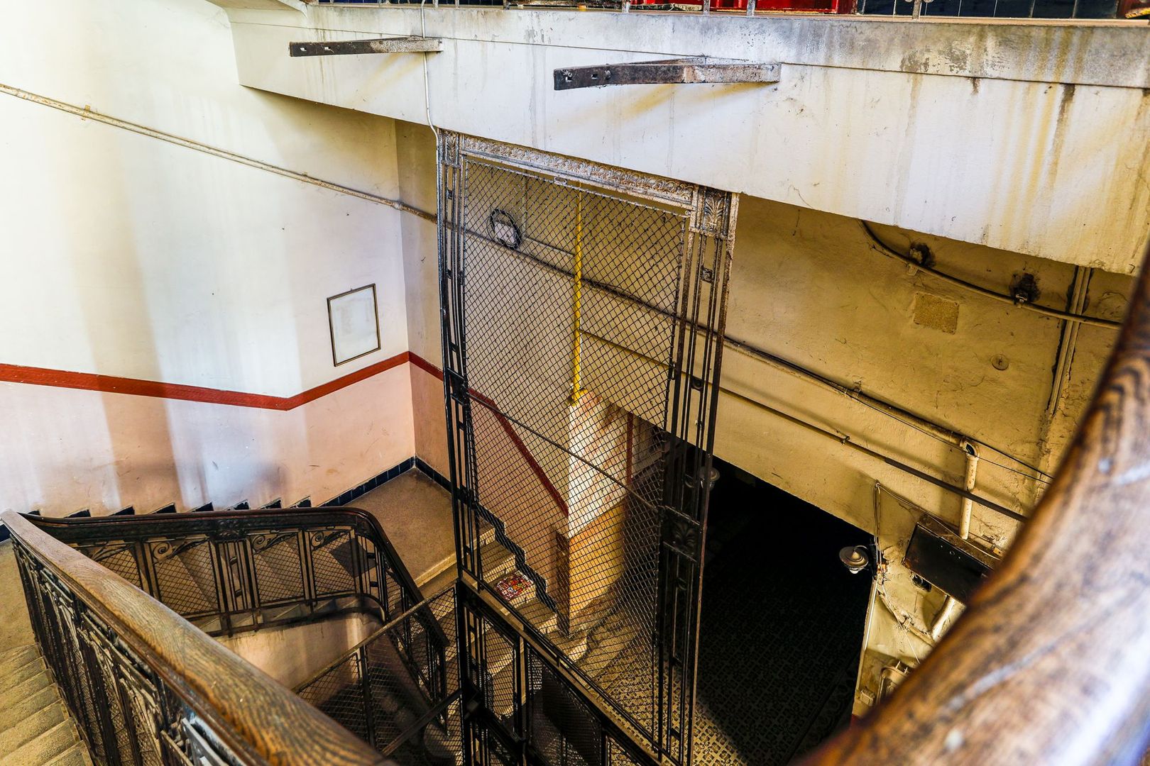 Apartament zonă ultracentrală-Palatul Bohuș - Poză 16