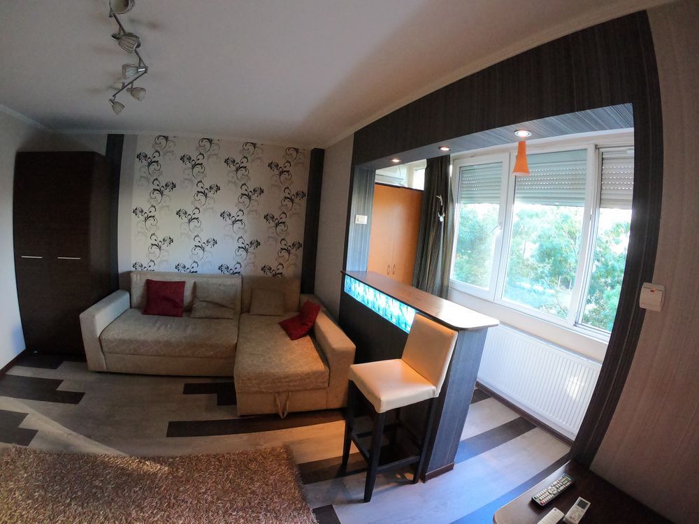 Apartament cochet I Perfect pentru studenți I Complex Studențesc - Poză 1