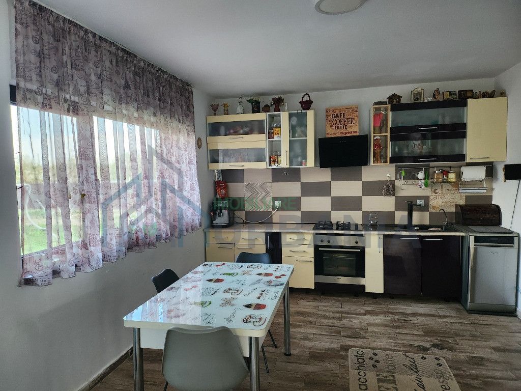 Casă de vânzare în Dancu, 180 mp utili, teren 530 mp, construită în 2018 - Poză 4