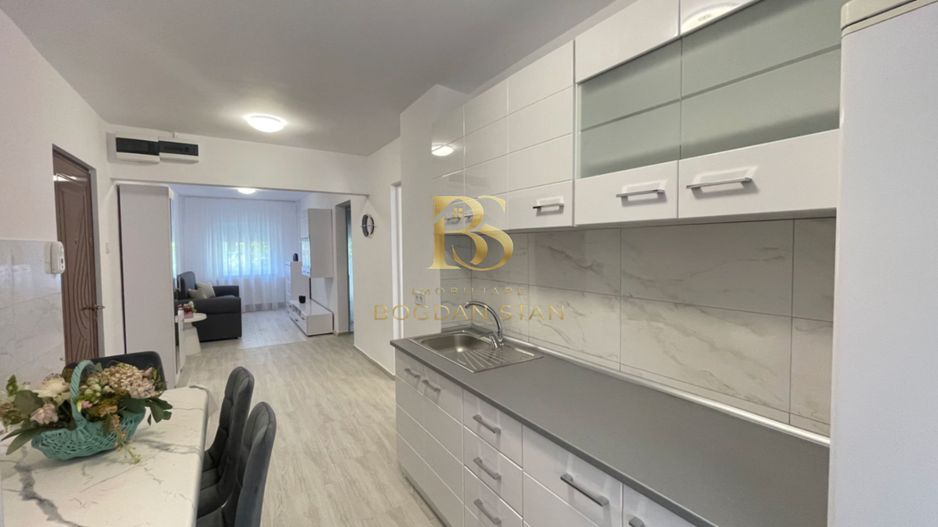 Apartament 3 camere de închiriat | Etajul 2 | Zona Micro 17 - Poză 14