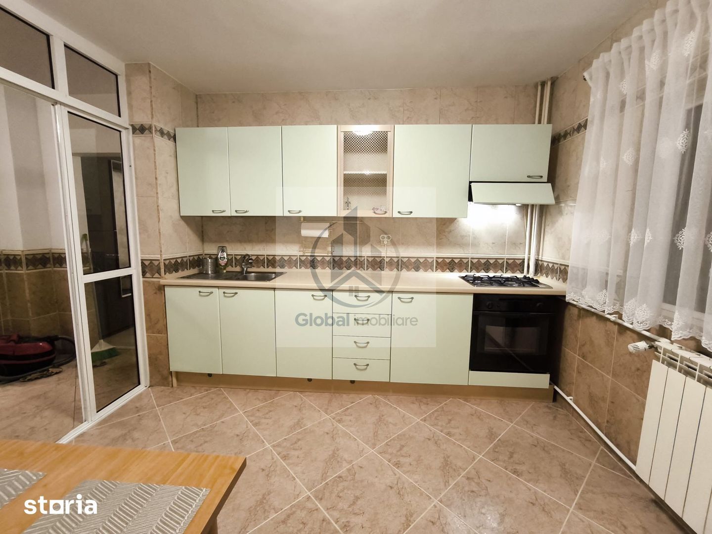 Inchiriere 3 camere vis-a-vis de MALL VITAN complet mobilat si utilat - Poză 4