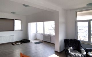 Apartament de vânzare într-un imobil liniștit și elegant - Strada Uliului - Poză 1