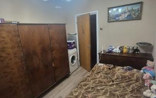 Apartament 3 camere 67 mp 1978 decomandat Titan - Poză 5