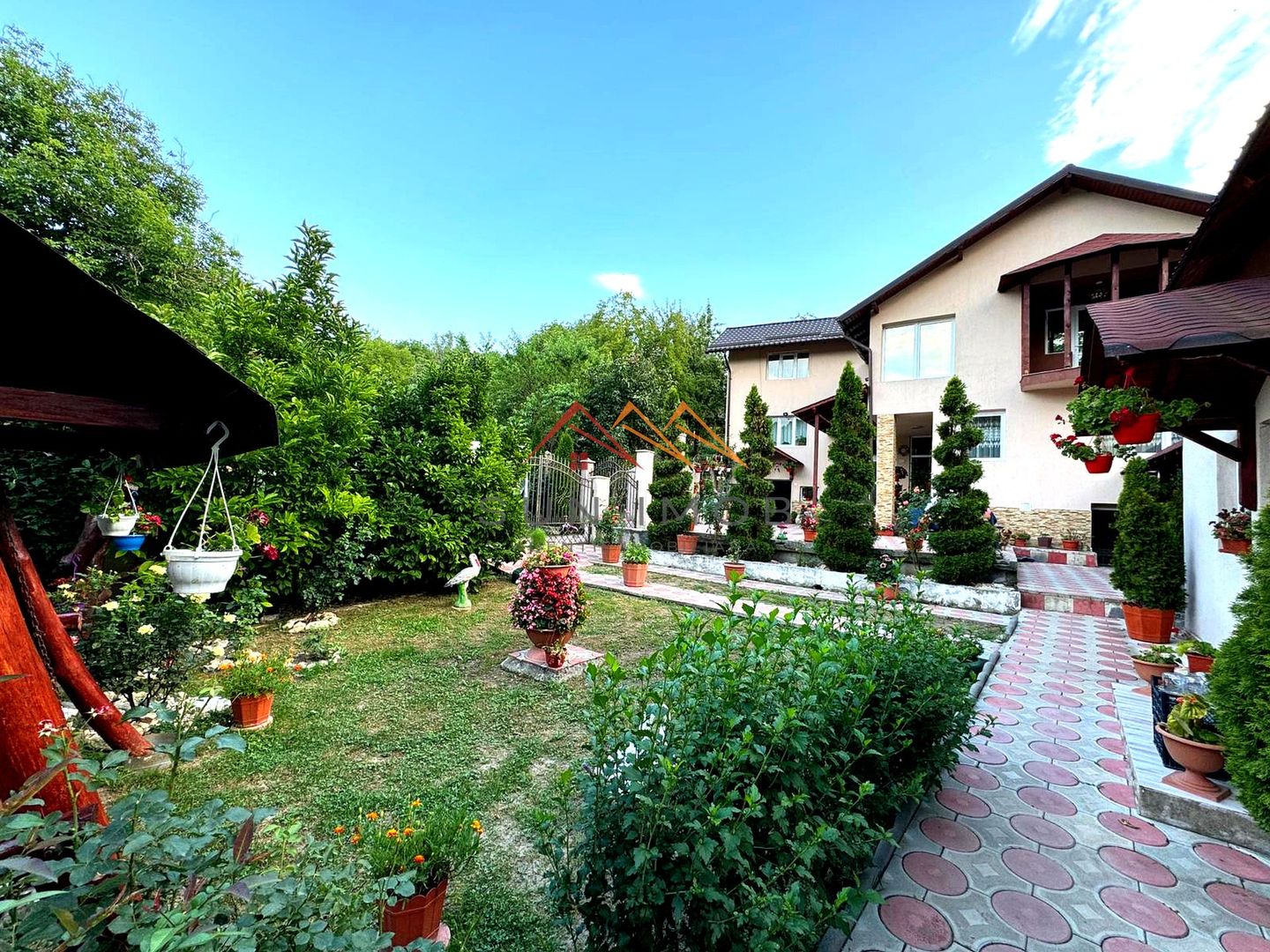 Casa 4 camere, anexe, recent renovata, foisor, teren 781mp, Izvoru, DB - Poză 11
