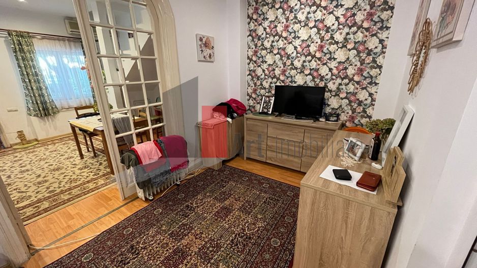 Vila "TRANO" , singur curte, P+1+pod, intimitate - Poză 5