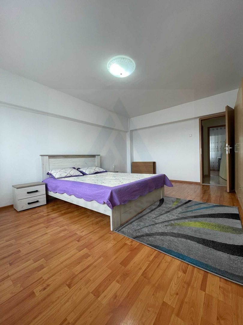 Apartament 3 camere de inchiriat - Poză 2