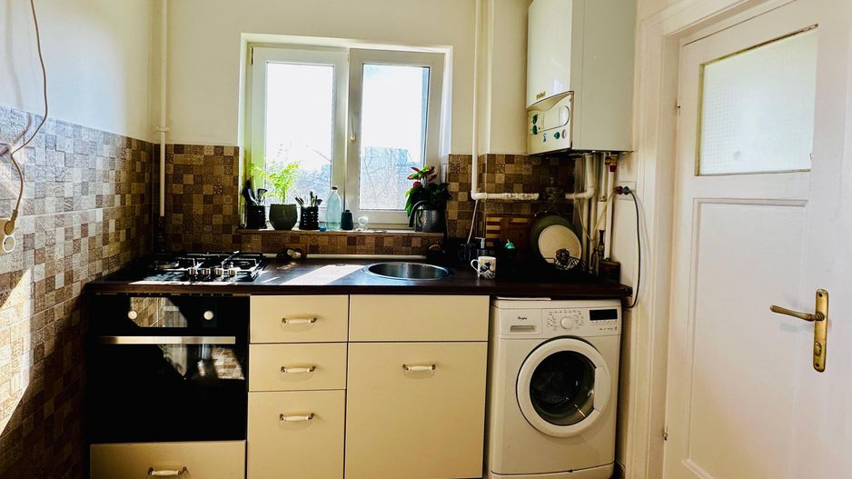 Apartament 3 camere + 1 birou,  Cotroceni, curte si gradina, metrou Eroilor - Poză 14