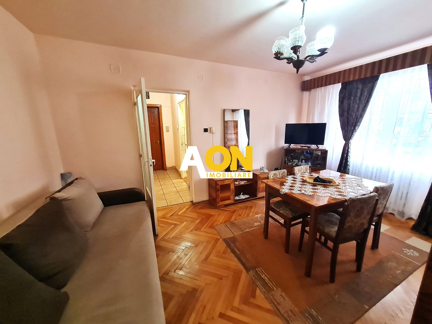 Apartament 2 Camere, 48 mp, Semidecomandat, Zona Cetate - Poză 4