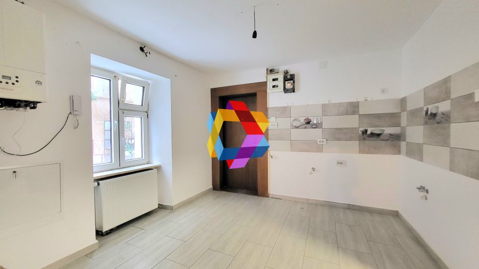 Spatiu comercial Ultracentaral - 83mp # plus-imo.ro - Poză 8