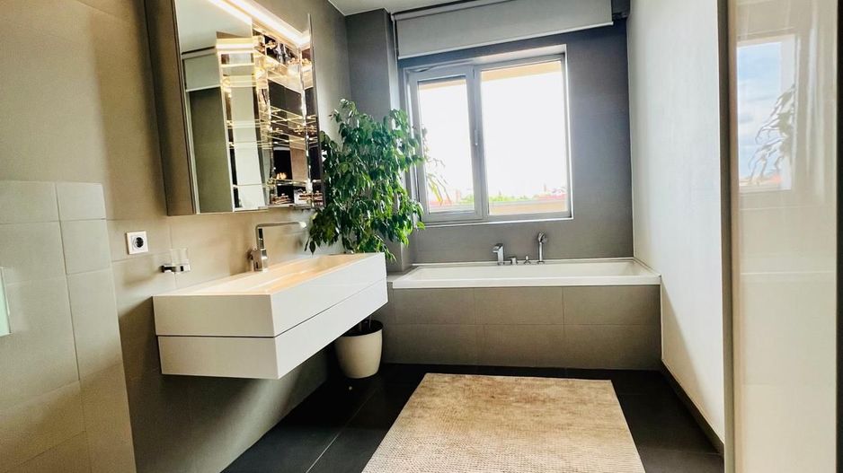 Apartament de LUX I Terasă Panoramică I Zonna Centrală - Poză 7