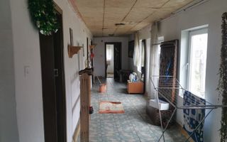 Casa de vanzare - comuna Pielesti - Poză 4