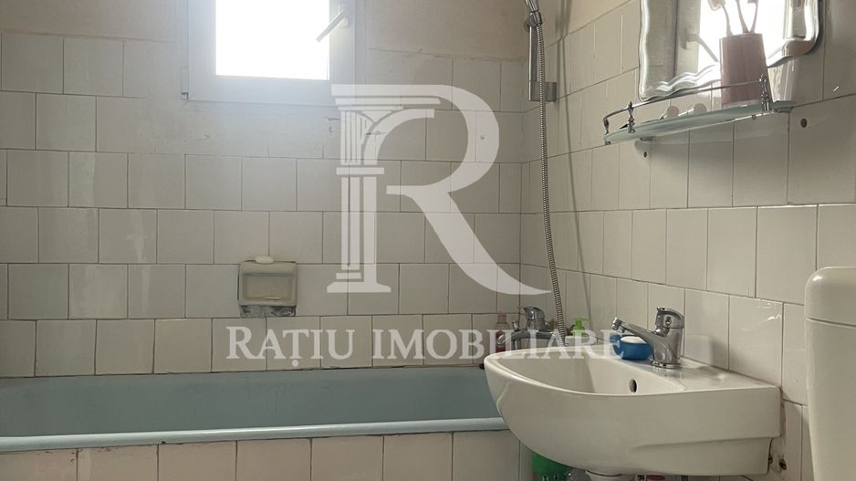 Apartament cu 3 camere  | Etaj intermediar | Calea Aradului | Oradea - Poză 10