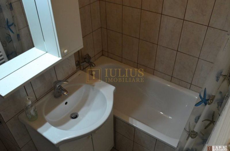 1 camera, centrala proprie/clima,  Simion Barnutiu - Hotel Strelitia. - Poză 11