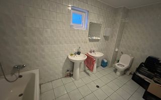 Cladire pretabila spațiu birouri/ clinica - Poză 26