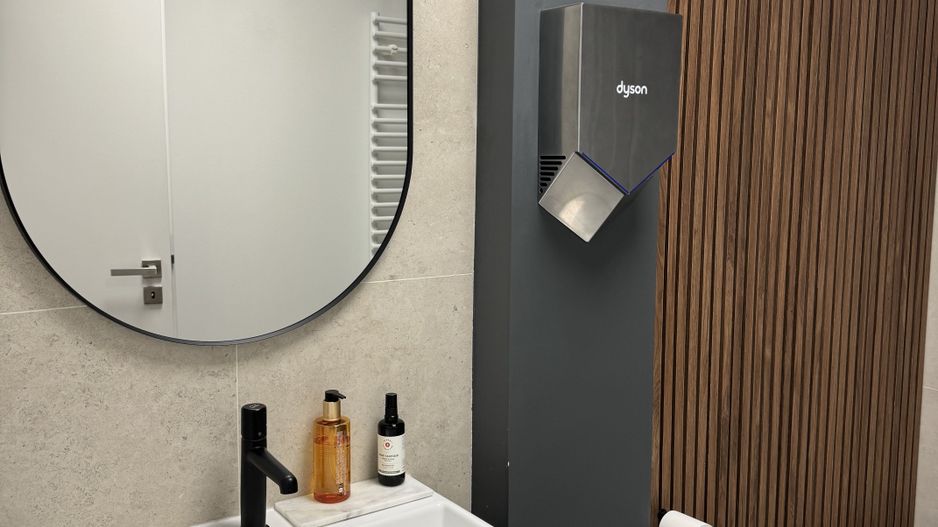 Imobil Premium de Închiriat: Eficiență și Tehnologie de Vârf - Poză 25