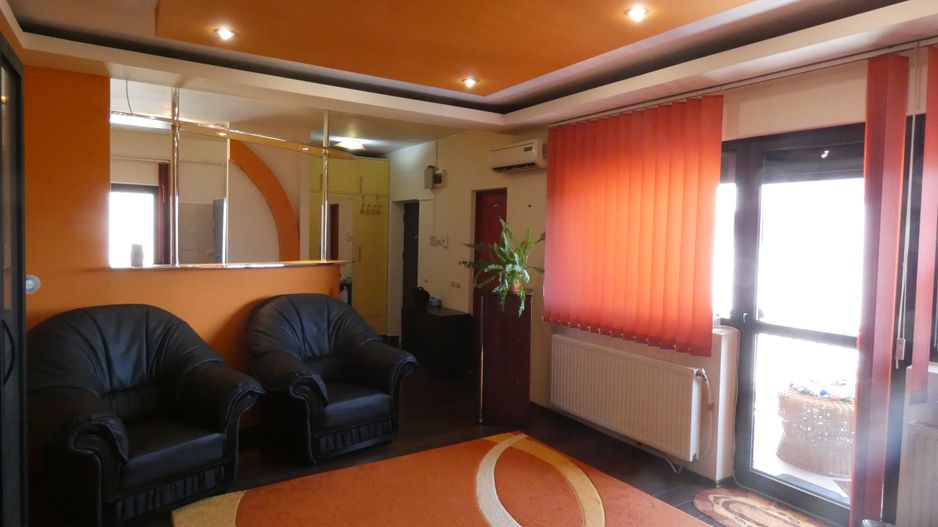 Apartament de vanzare pe str. G-ral Traian Mosoiu - Poză 4