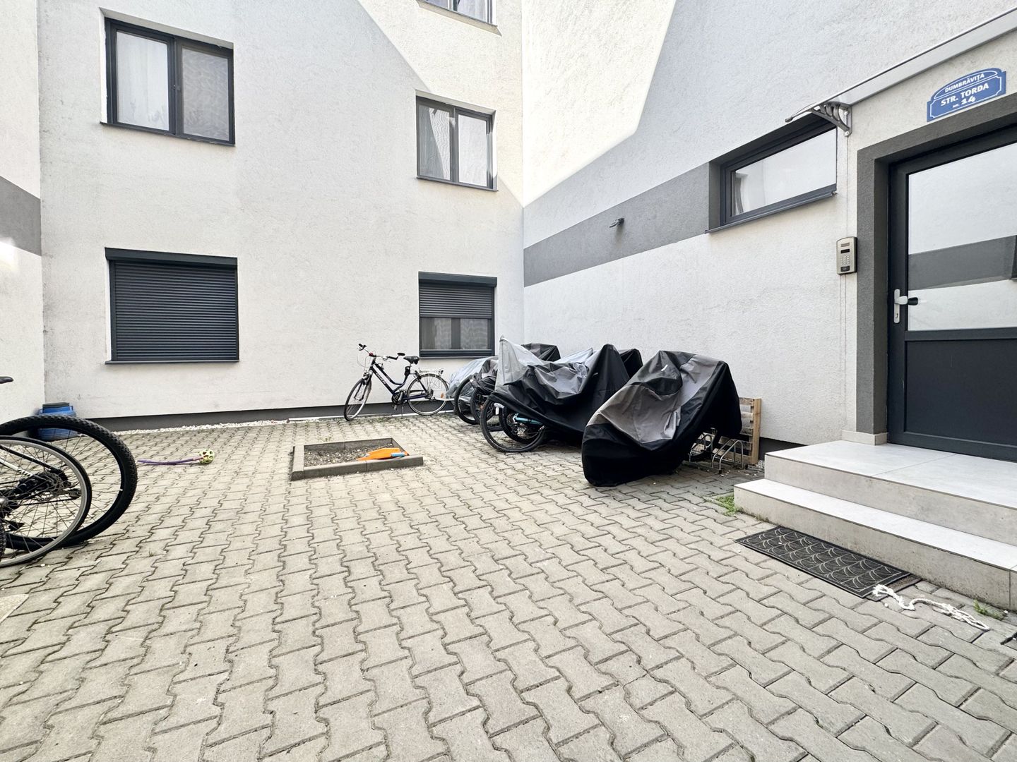 Apartament 2 camere Dumbrăvița – ideal locuit sau investiție - Poză 23