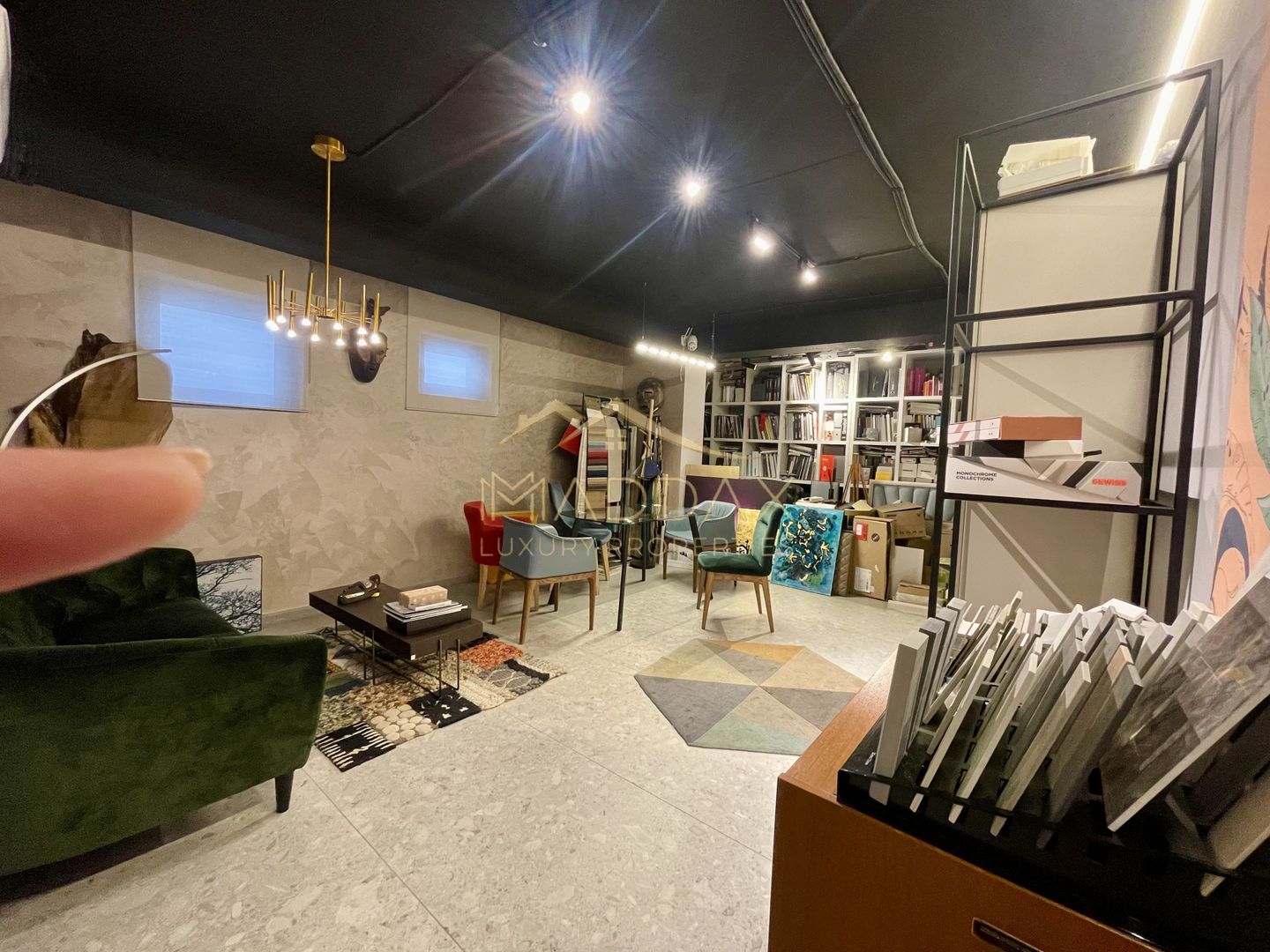 Duplex 3 camere//Birou***Showroom***DOMENII//PARTER+ Demisol - Poză 6