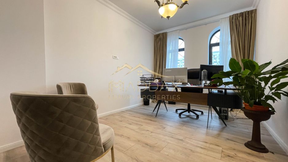 Spatiu de birouri in Vila Interbelica ***208mp*** // Zona Victoriei - Poză 24