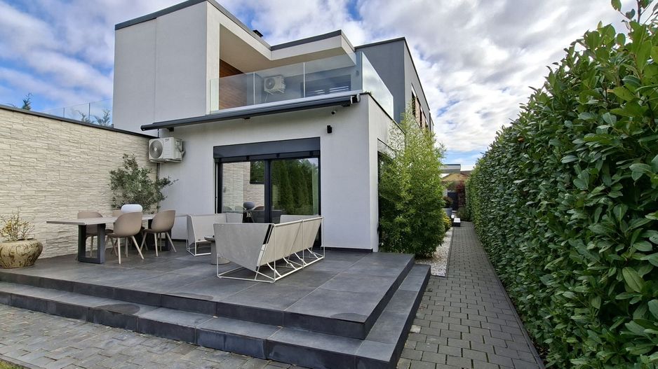 Casa mobilata si utilata cu teren de 432mp - Poză 34