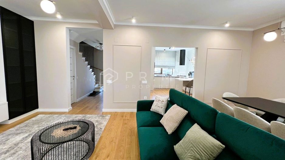 Casă Duplex de vânzare – Corunca | Design deosebit, aproape de pădure - Poză 2