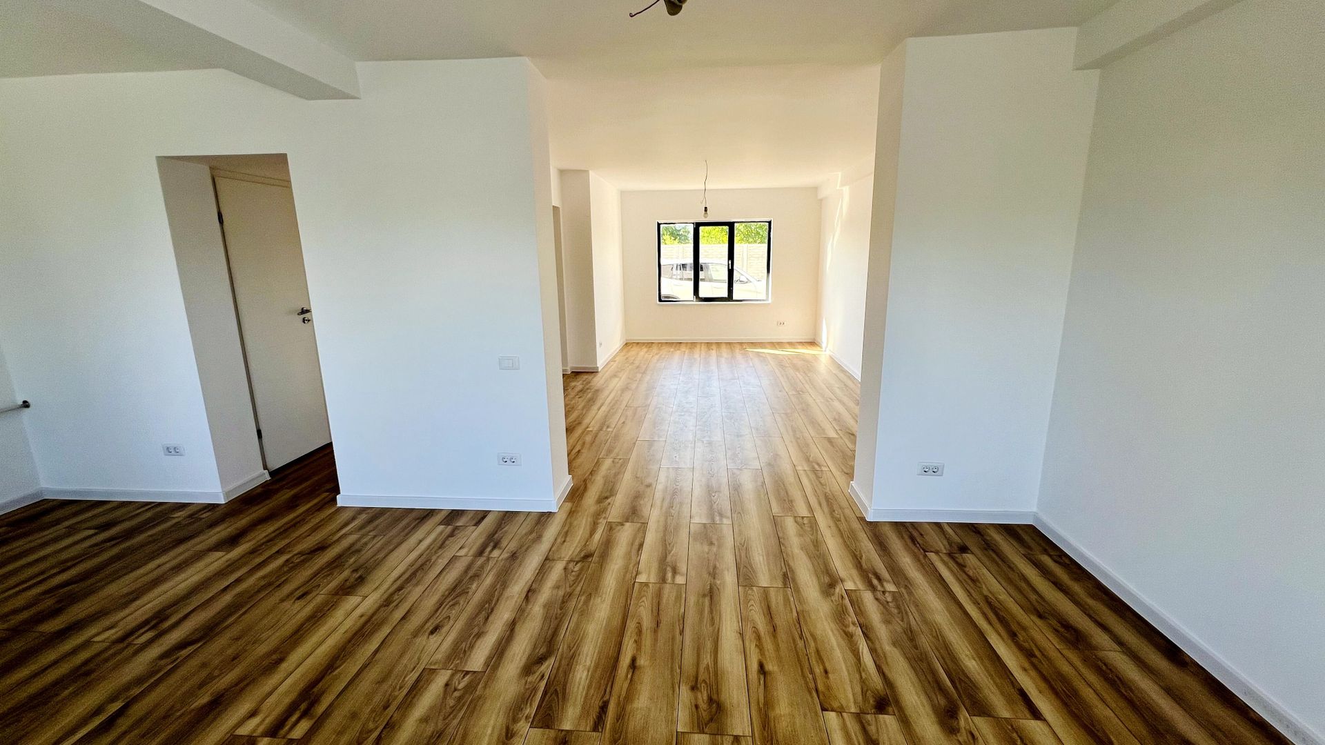 Vilă duplex 180 mp utili + terasă 50 mp | teren 300 mp | Bragadiru | - Poză 10