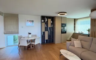 Apartament PREMIUM cu curte, terasă și lift cu acces direct în living - Poză 20