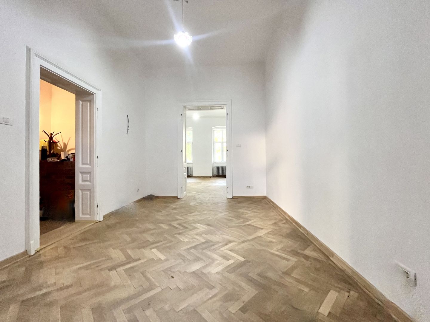 Apartament 2 camere, renovat integral, pretabil birou, zona Centrala - Poză 5