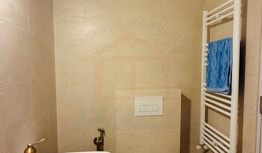 Apartament în casă, acces separat,  ultracentral, lângă Primări, Galat - Poză 5