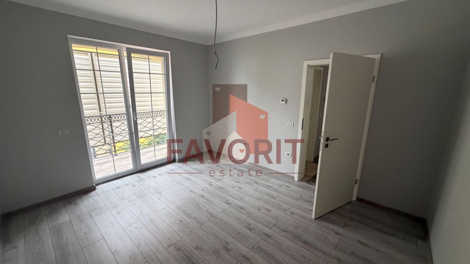 Villa cu 6 apartamente. Gradina in CF. Disponibil imediat - Poză 9