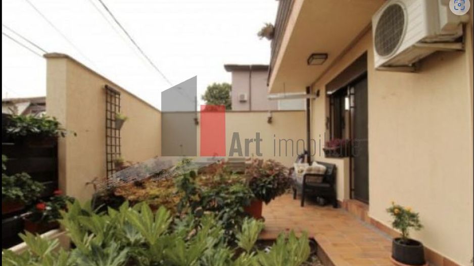 VILA IN BUCURESTII NOI - Poză 10