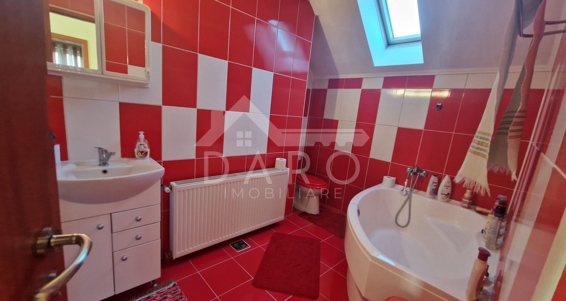 🏡 Casă de vânzare în Târgu Mureș – ideală pentru locuință - Poză 17