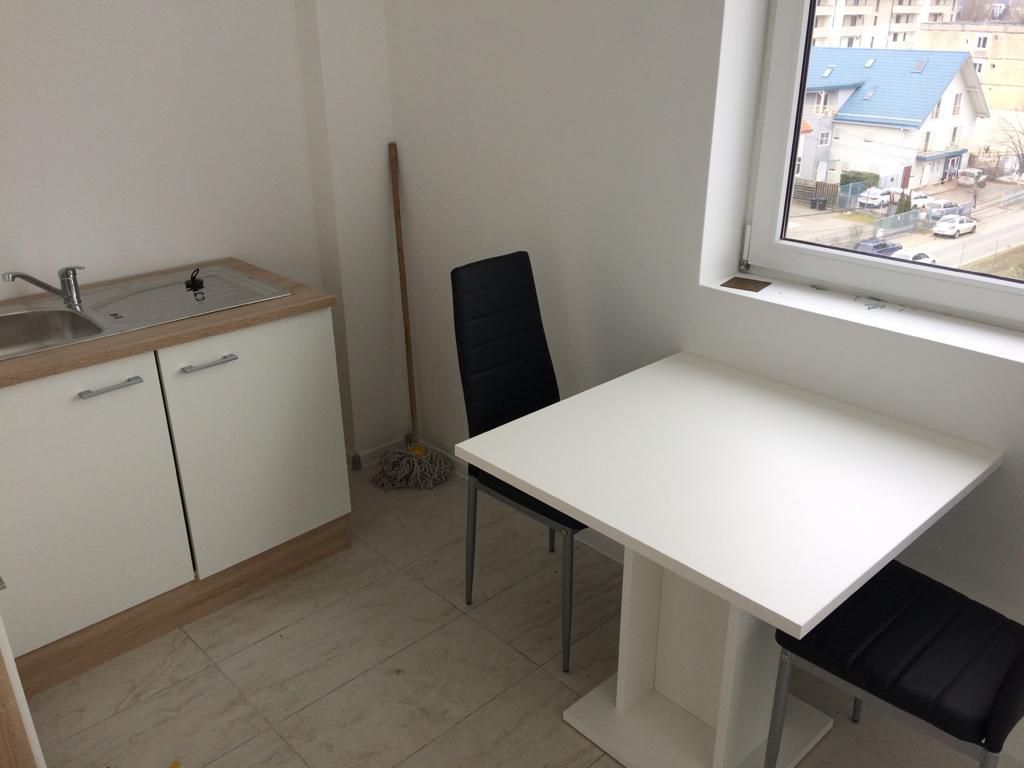 SAD birou cu 4 camere si balcon - Poză 4