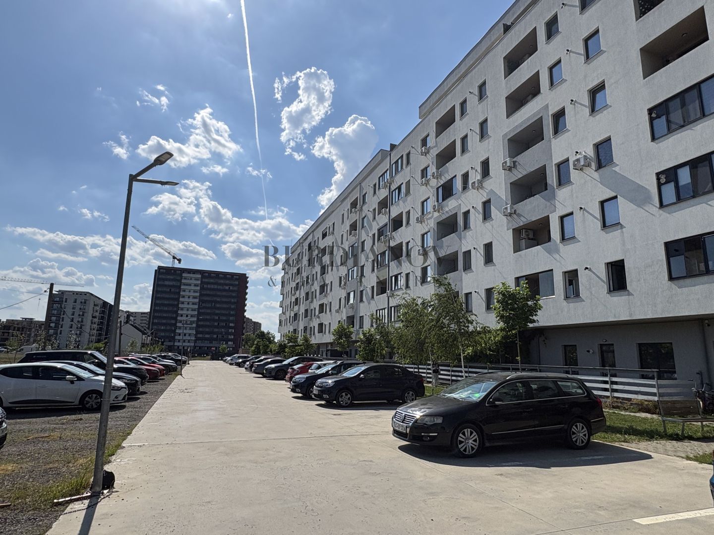 Apartament cu 2 camere + Loc de parcare - Titan - Metrou Nicolae Teclu - Poză 18
