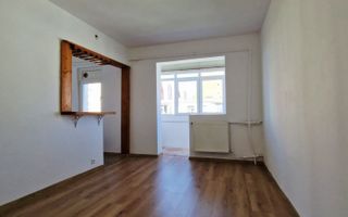 Aparament de vanzare in zona Craiovita - Poză 2