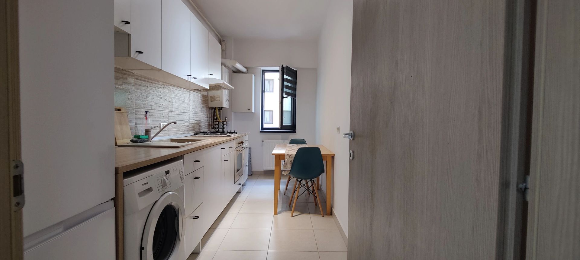 2 camere complet mobilat | Centrală proprie | Vedere către Lacul Morii - Poză 7