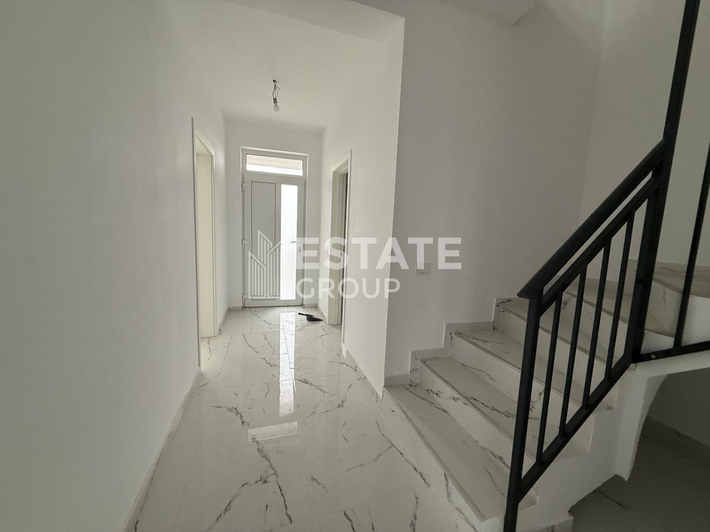 Duplex cu 5 camere in Dumbravita - Poză 11