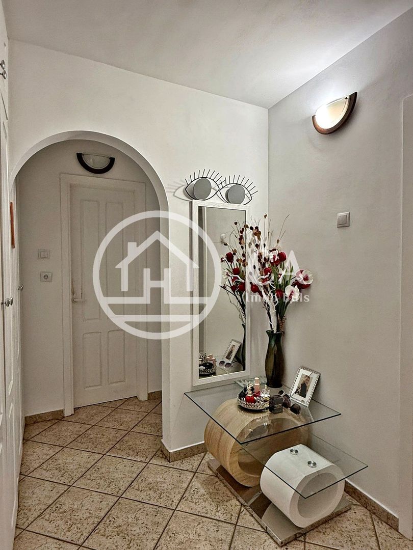 Apartament de vânzare 2 camere în zona Rogerius - Poză 11