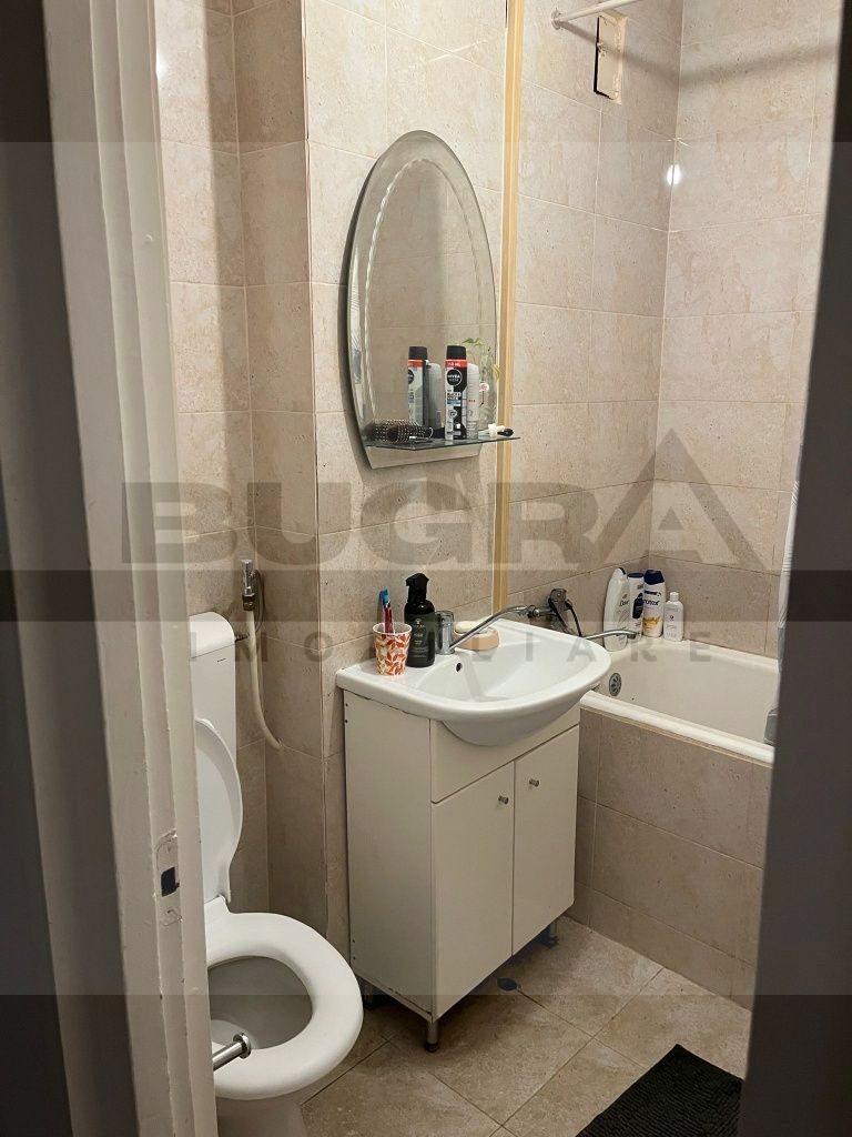 Garsoniera 28 mp, balcon, zona Detunata - Poză 5