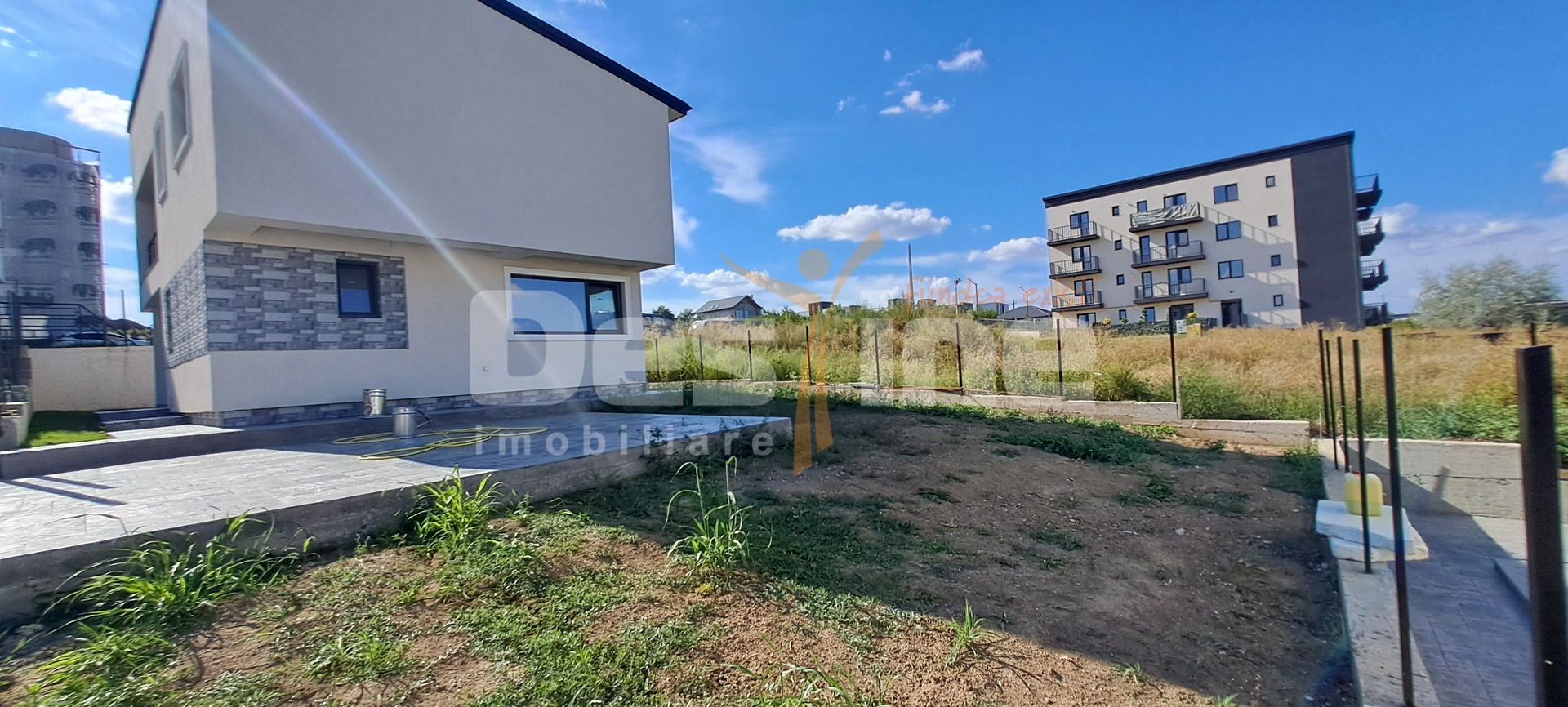 Casă individuală cu 4 camere și teren de 450 mp – Rediu - Poză 4