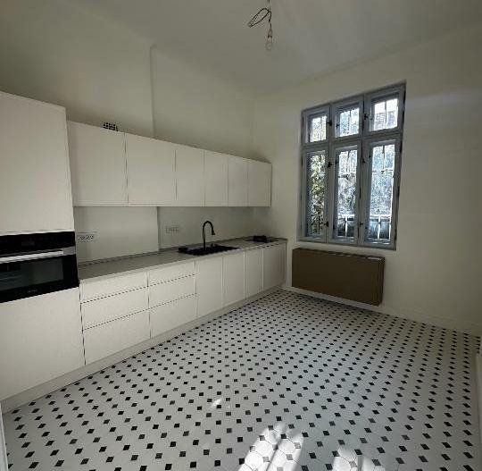 Apartament in vila  - renovat lux , 4 camere - Poză 10