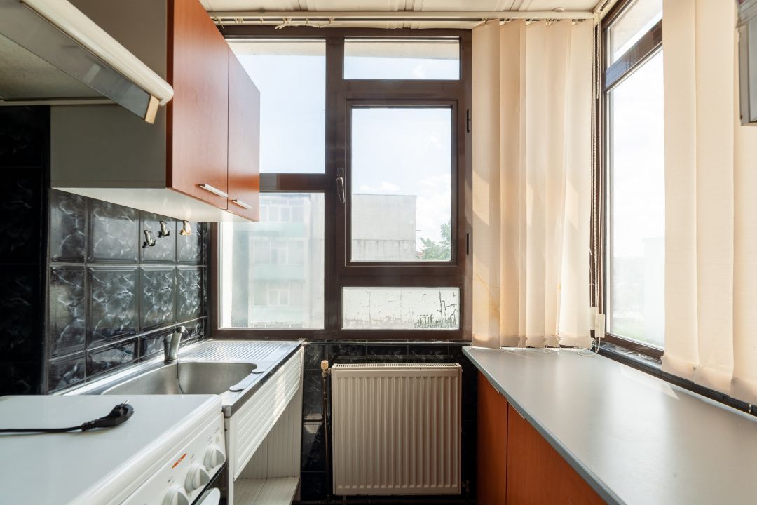 APARTAMENT DECOMANDAT - TRIVALE - ETAJ INTERMEDIAR - Poză 6
