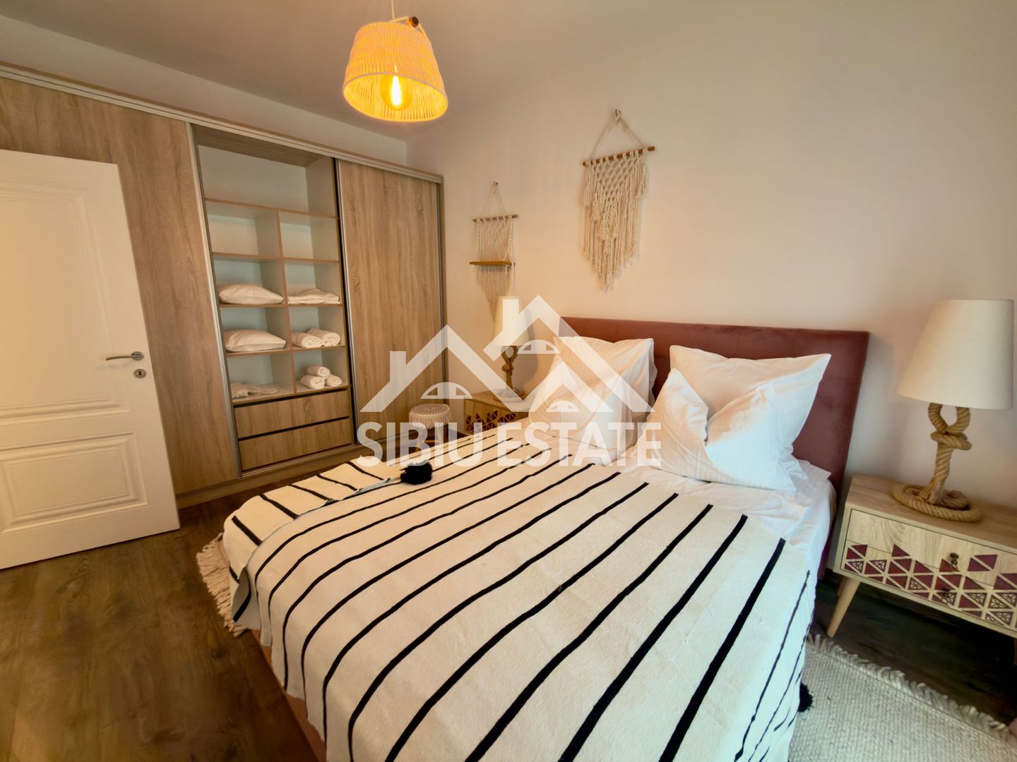 Apartament premium cu 3 camere Parcare subterană Parcul Sub Arini - Poză 9