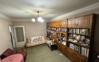 Apartament 3 camere, 2 bai, Bd. Independentei 204.000 euro - Poză 2